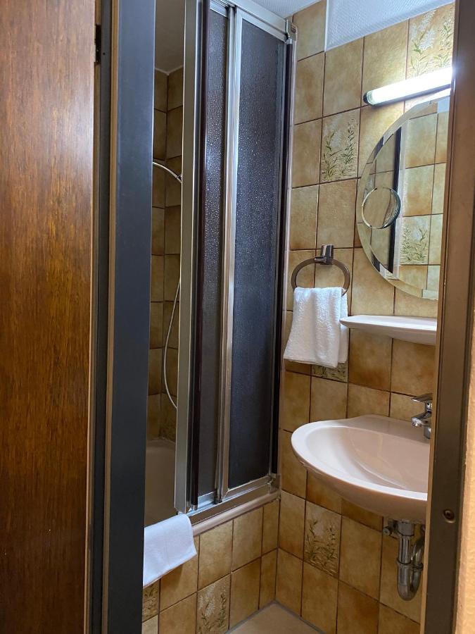 Digital Check-In - Stapelhaeuschen Hotel Köln Eksteriør billede